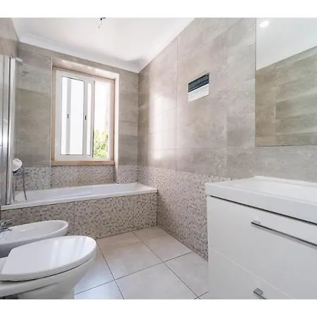Houze_4 Flat In ליסבון